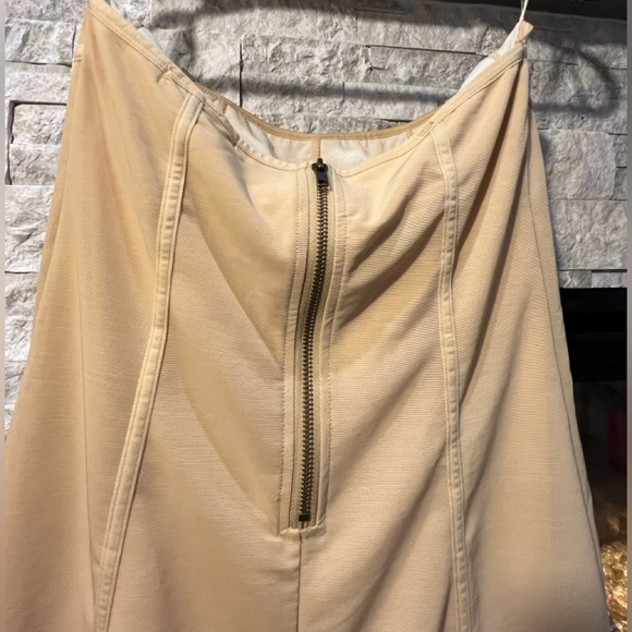 Urban Outfitters Strapless dress, yellow size Large - Picture 6 of 9